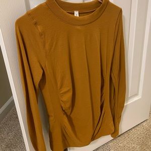 Athleta workout long sleeve shirt